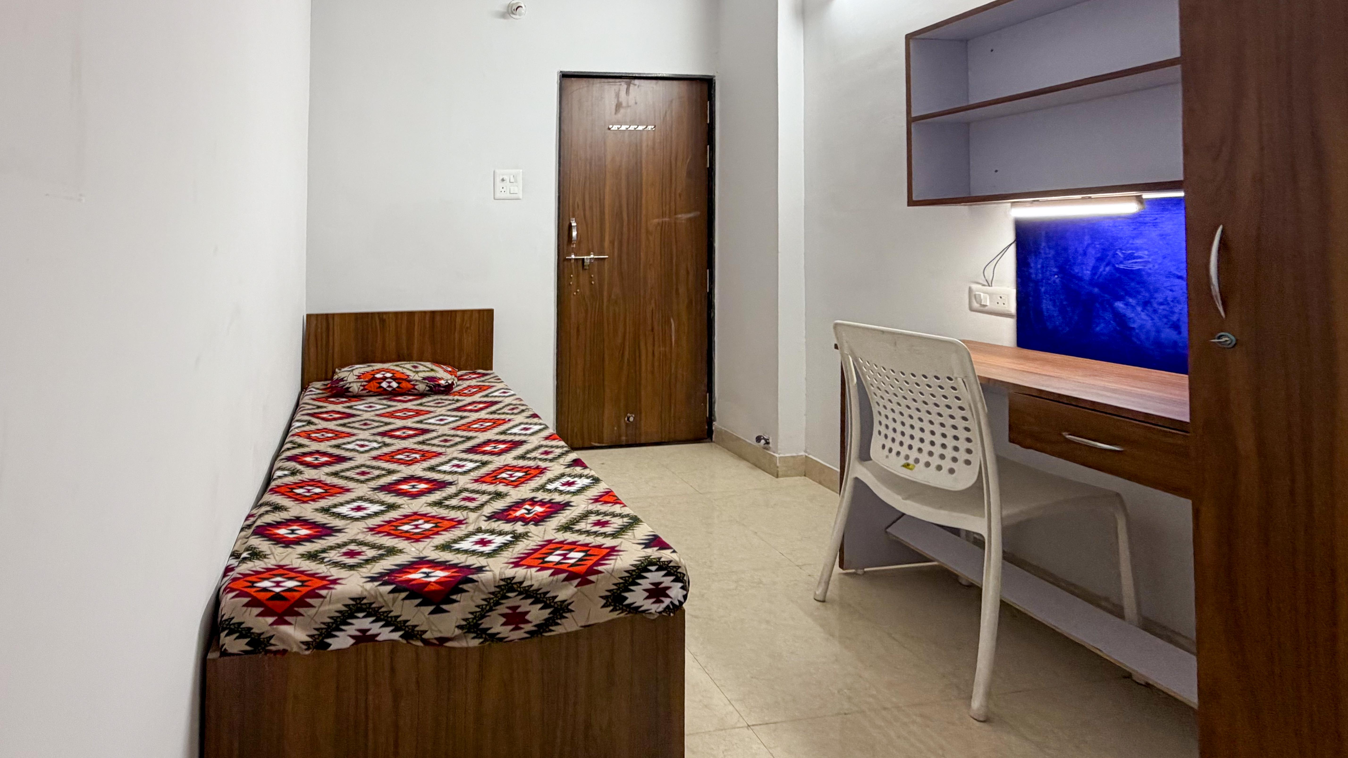 Single Room + Balcony 2